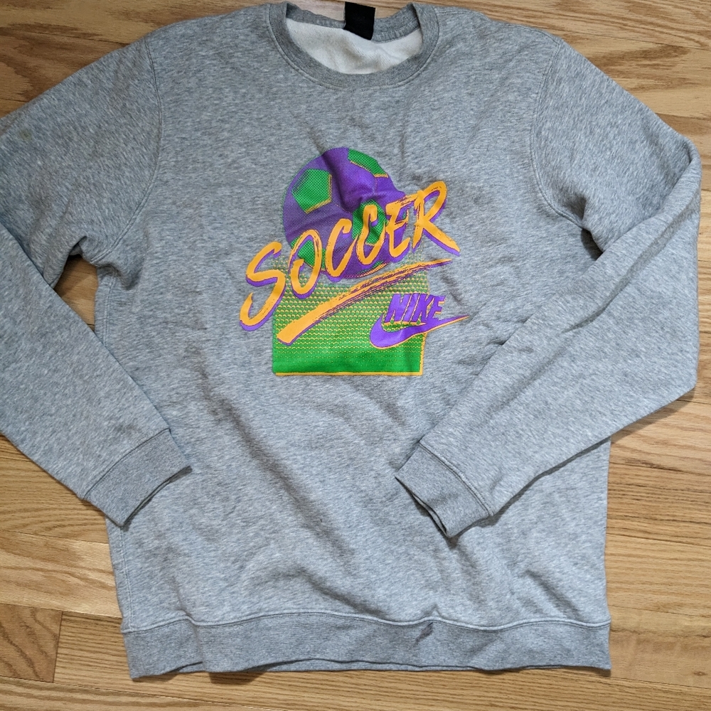 Nike vintage inspired soccer crew neck sweatshirt